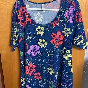 LulaRoe Perfect T